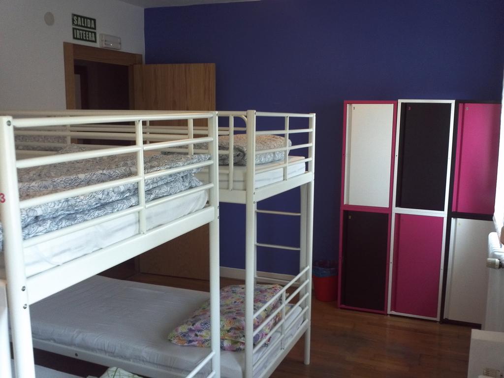 Xarma Hostel Pamplona Habitación foto