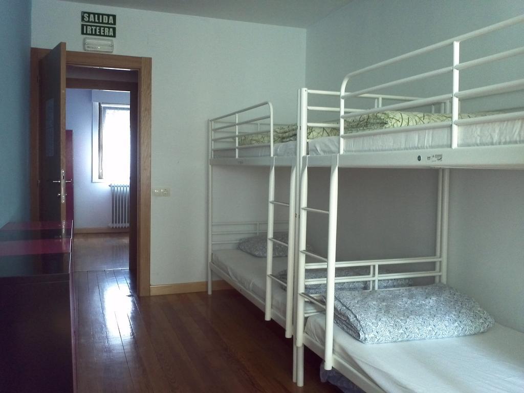 Xarma Hostel Pamplona Habitación foto